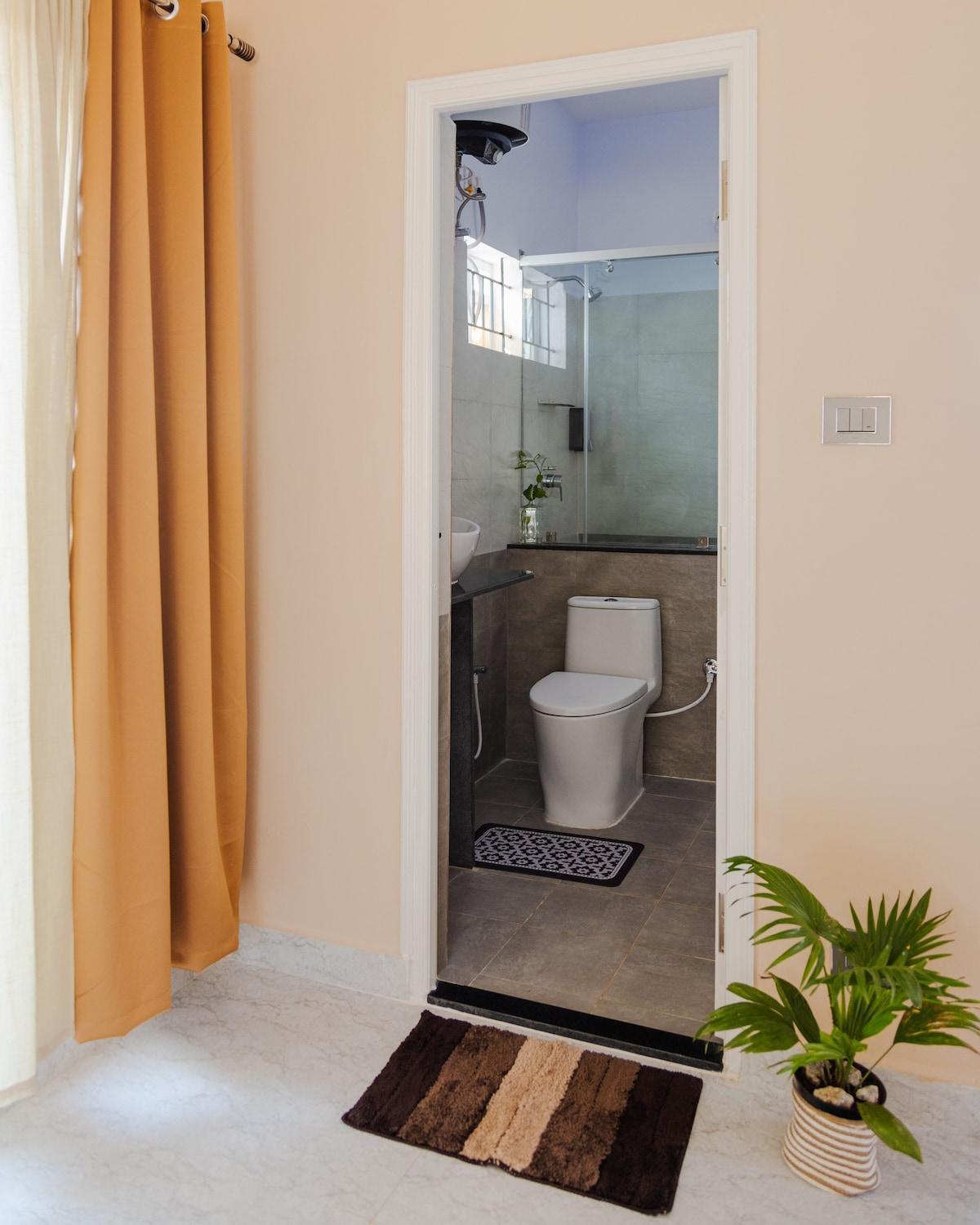 Moonlight Manor- Luxury Escape Villa Bangalore Buitenkant foto