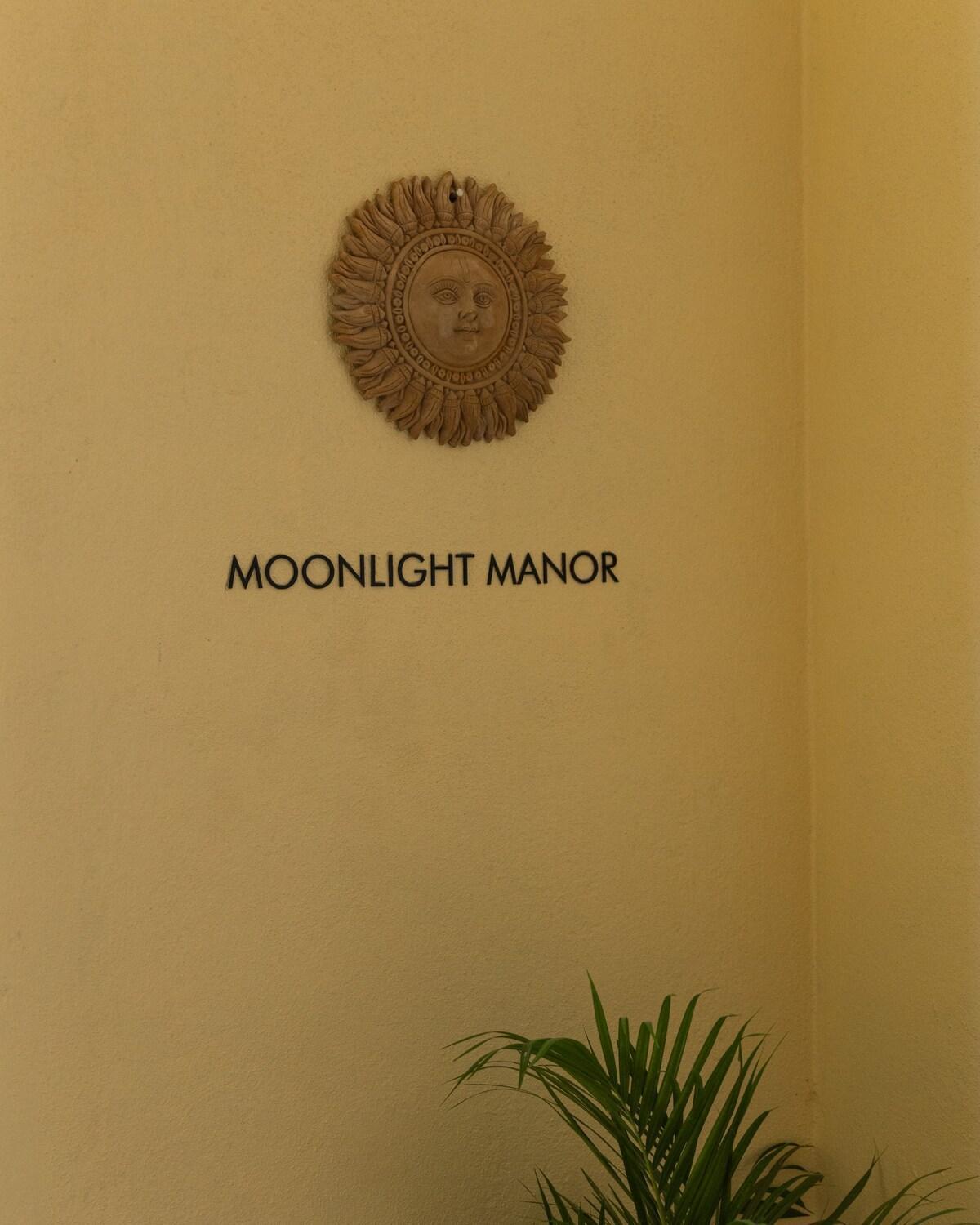 Moonlight Manor- Luxury Escape Villa Bangalore Buitenkant foto
